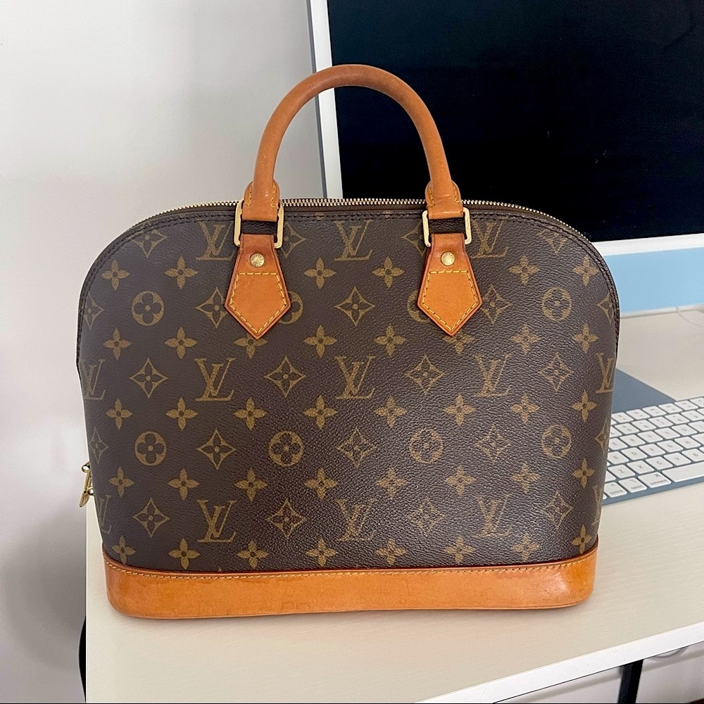 ♥️SOLD♥️ Louis Vuitton Alma PM